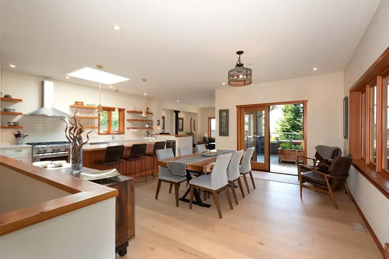 1655 EVERGREEN LANE - photo 3 of 25