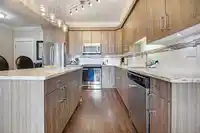 408 19228 64 AVENUE - thumbnail 11