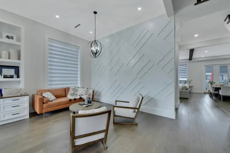 7729 154A STREET - photo 4 of 36