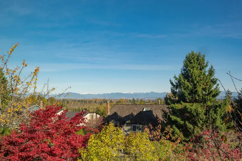 73 WOODLAND DRIVE - photo 1 of 25