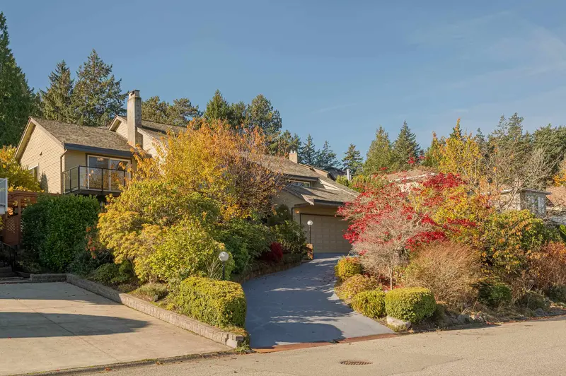 73 WOODLAND DRIVE - photo 3 of 25