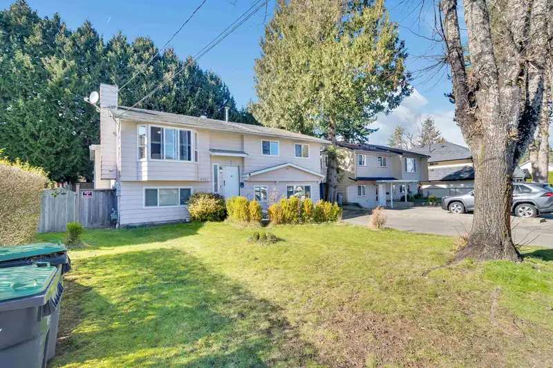 6507 134 STREET - photo 3 of 25