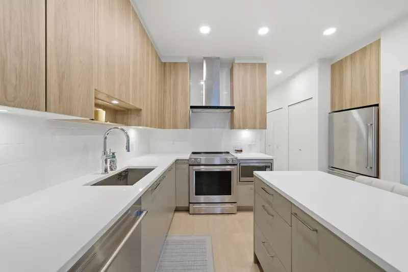 418 7588 16TH STREET - photo 4 of 22