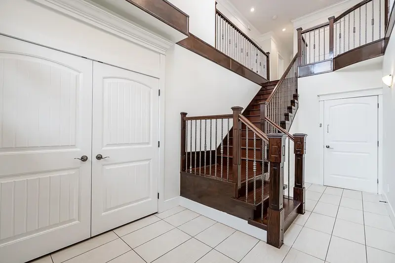 6159 CANADA WAY - photo 4 of 25