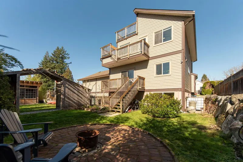 6391 ORACLE ROAD - photo 1 of 25