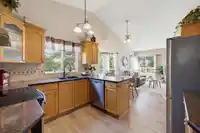 211 9072 FLEETWOOD WAY - thumbnail 18