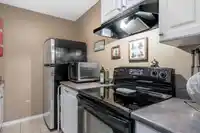 70 17712 60 AVENUE - thumbnail 6