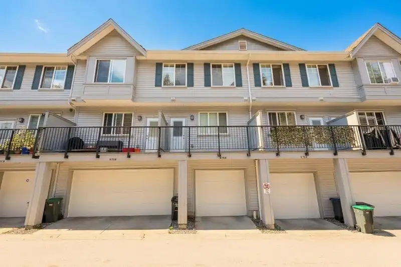 51 5858 142 STREET - photo 3 of 40