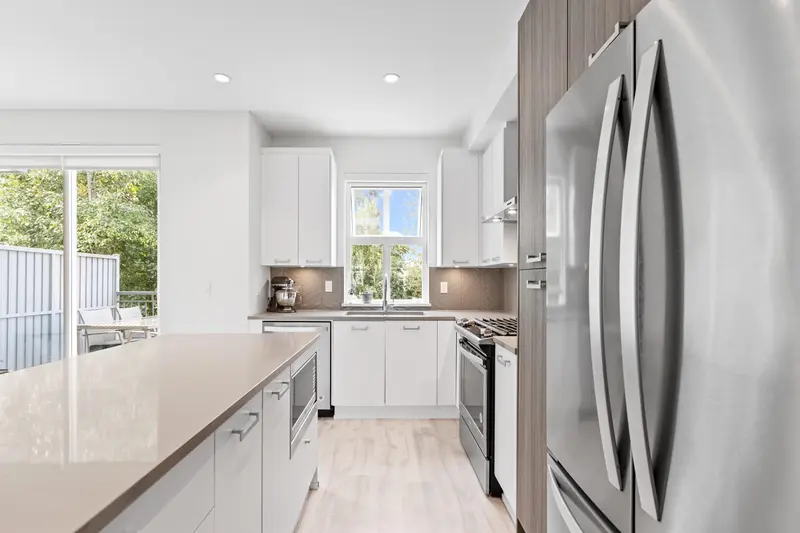 74 24076 112 AVENUE - photo 4 of 25