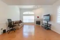 12 8257 121A STREET - thumbnail 2