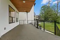 15448 76B AVENUE - thumbnail 22