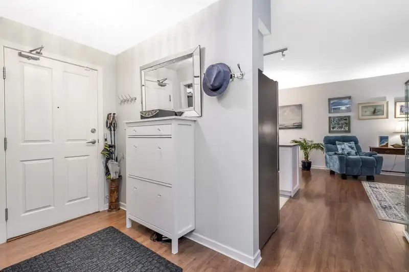 102 16068 83 AVENUE - photo 3 of 37
