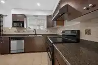 12959 CARLUKE CRESCENT - thumbnail 11