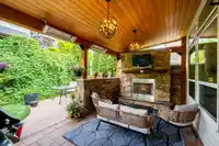 6074 163B STREET - thumbnail 2
