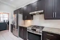 6074 163B STREET - thumbnail 11