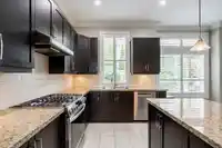 6074 163B STREET - thumbnail 10