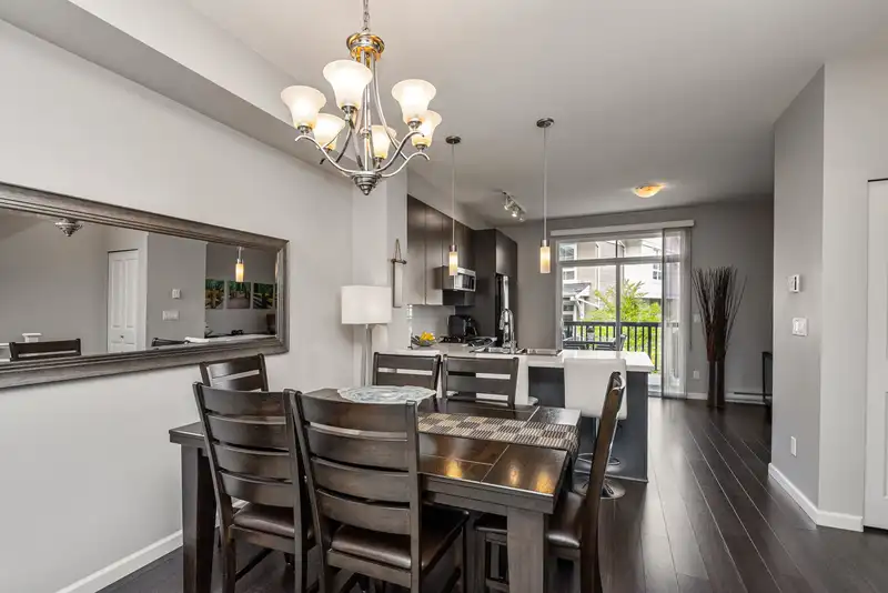 86 19505 68A AVENUE - photo 4 of 27