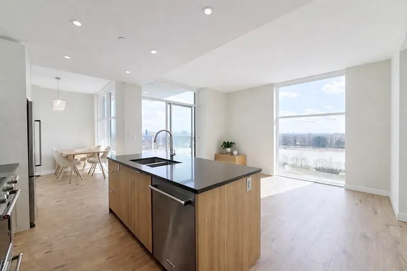 1309 3430 E KENT AVENUE SOUTH AVENUE - photo 1 of 13