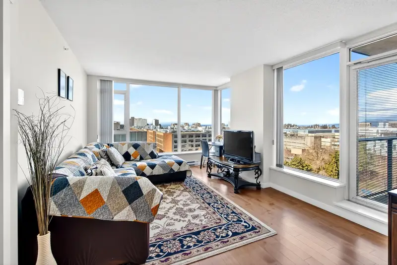 1502 5868 AGRONOMY ROAD - photo 4 of 25