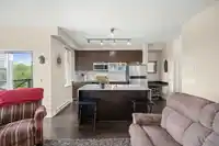 318 18818 68TH AVENUE - thumbnail 8