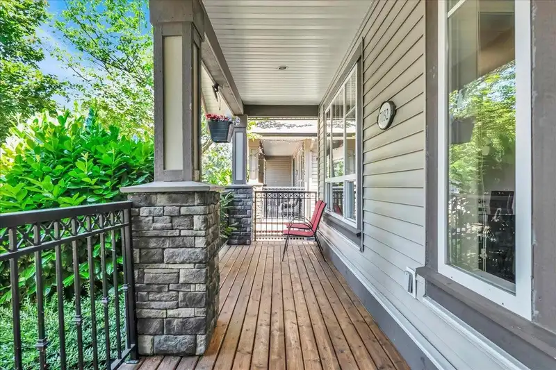 7032 195A STREET - photo 3 of 40