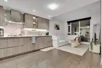 3701 9887 WHALLEY BOULEVARD - thumbnail 5