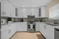 12 9965 151 STREET - thumbnail 2
