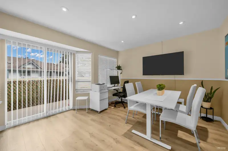 12 9965 151 STREET - photo 3 of 19