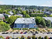307 5906 176A STREET - thumbnail 18