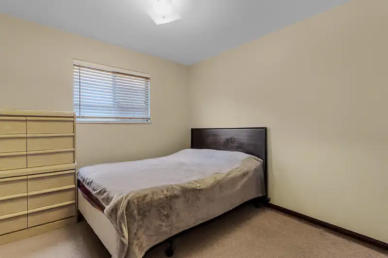 14336 90A AVENUE - photo 3 of 40