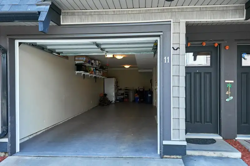 11 15192 62A AVENUE - photo 4 of 6