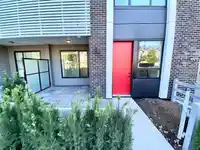 102 15858 FRASER HIGHWAY - thumbnail 2