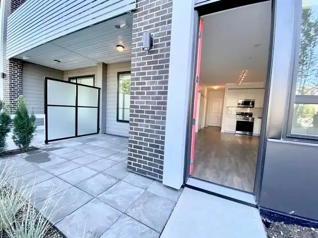 102 15858 FRASER HIGHWAY - photo 3 of 23