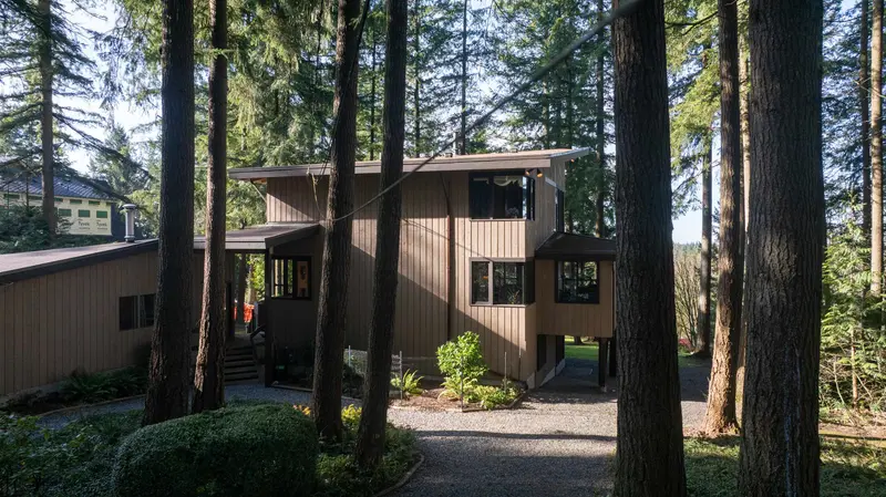 3177 207A STREET - photo 2 of 25