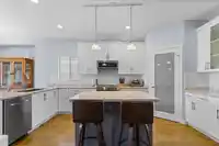 7 7067 189 STREET - thumbnail 14