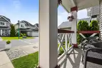7 7067 189 STREET - thumbnail 22