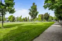 7 7067 189 STREET - thumbnail 23