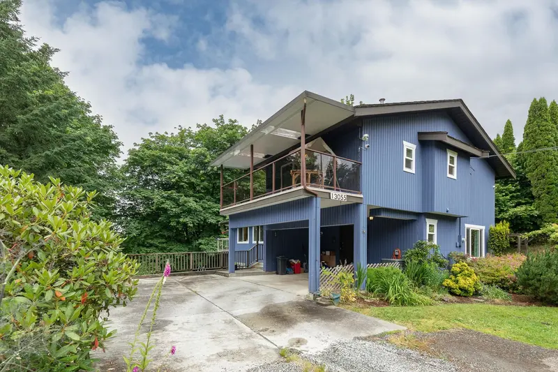 13055 238 STREET - photo 4 of 25