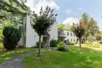 9 7115 134 STREET - thumbnail 1