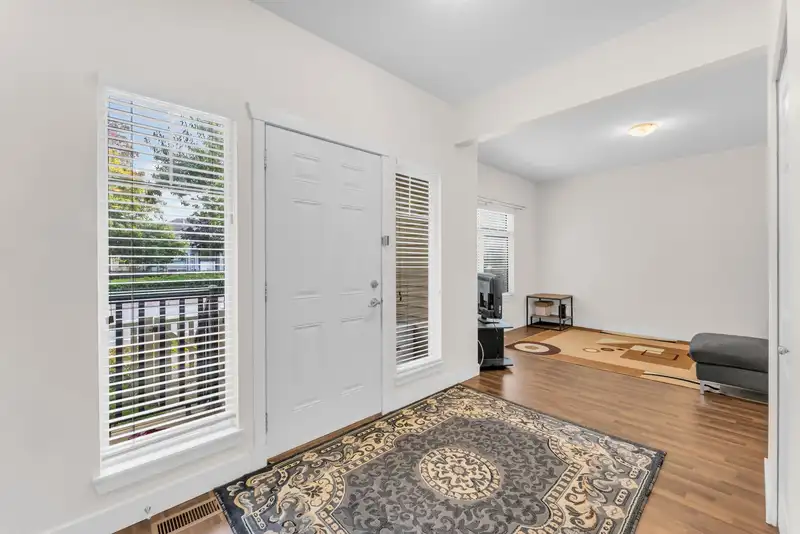 35 6195 168 STREET - photo 3 of 40