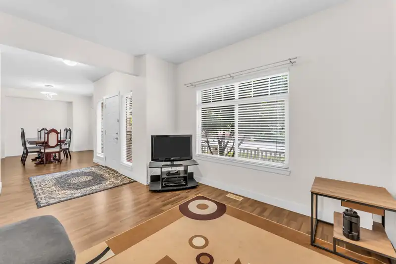 35 6195 168 STREET - photo 4 of 40