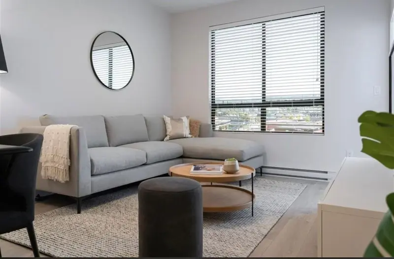 426 20360 LOGAN AVENUE - photo 2 of 25