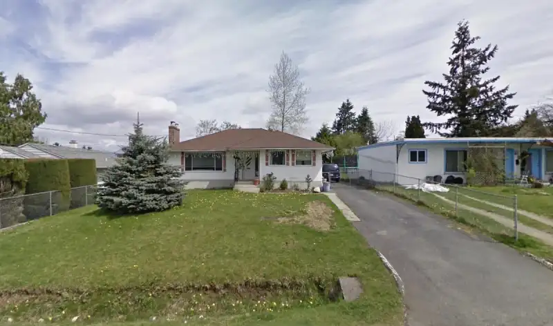 13735 LARNER ROAD - photo 1 of 2