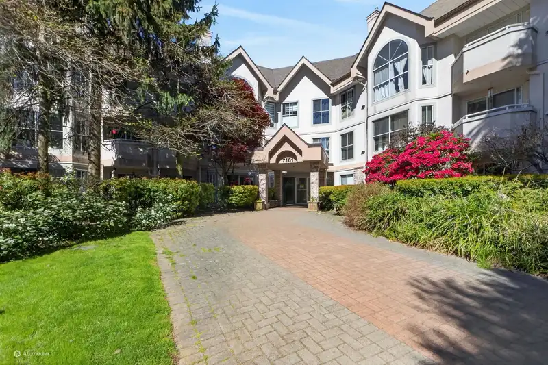 117 7161 121 STREET - photo 1 of 20