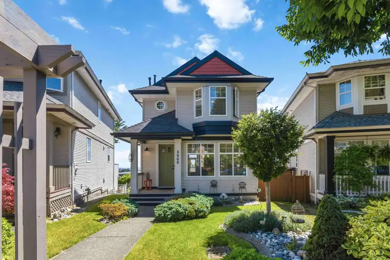 5666 149A STREET - photo 1 of 40