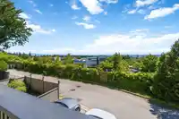 5666 149A STREET - thumbnail 15