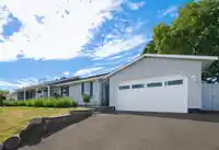5631 E SUNRISE CRESCENT - thumbnail 2
