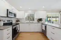 5631 E SUNRISE CRESCENT - thumbnail 3