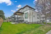 17246 59 AVENUE - thumbnail 3