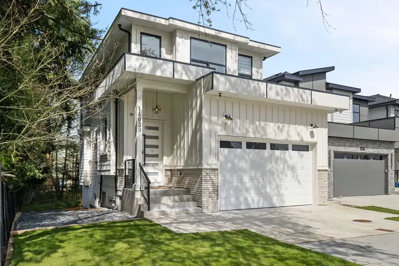 14039 80 AVENUE - photo 2 of 30